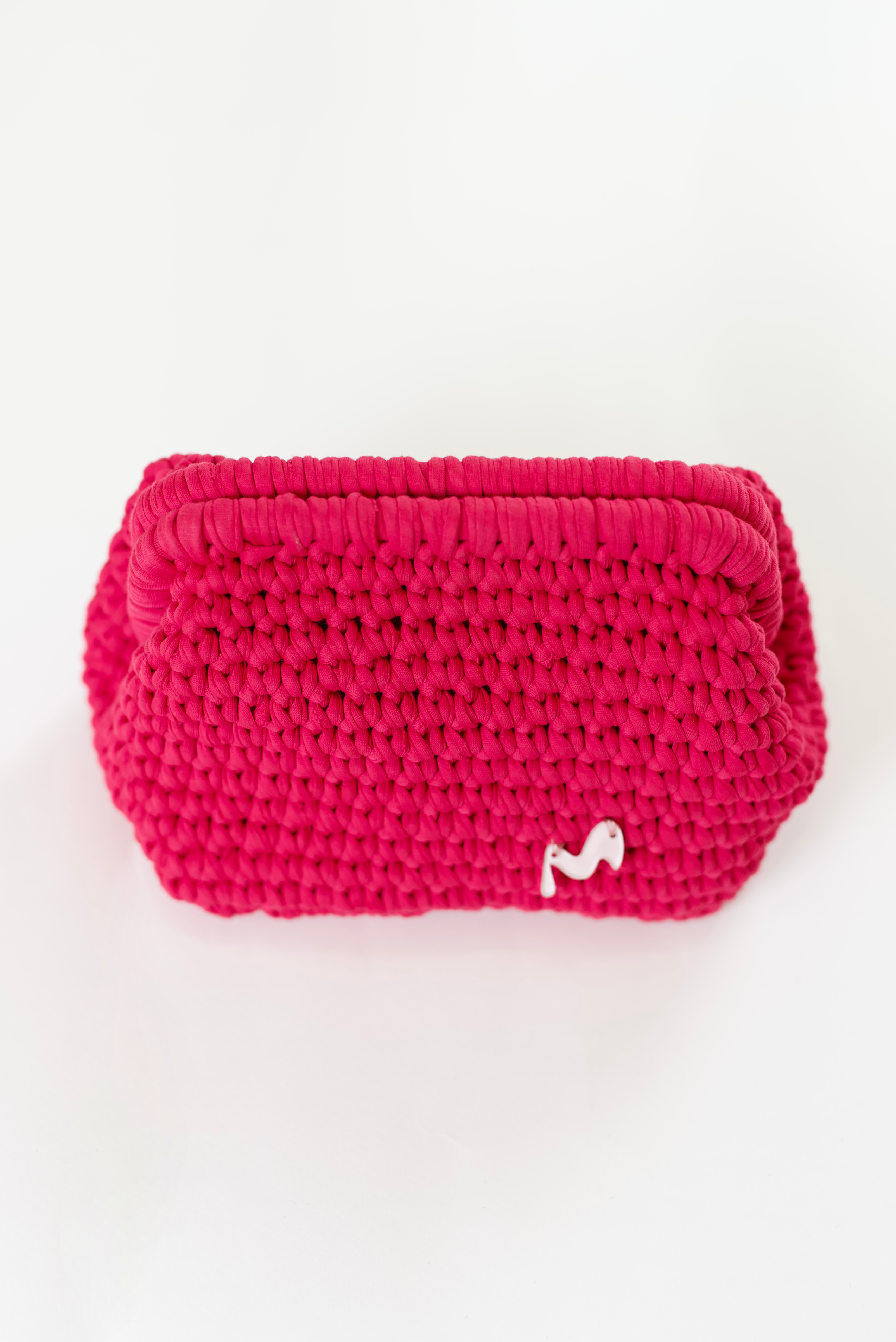 My-M-Advance Pink knitted pouch with a brand logo 